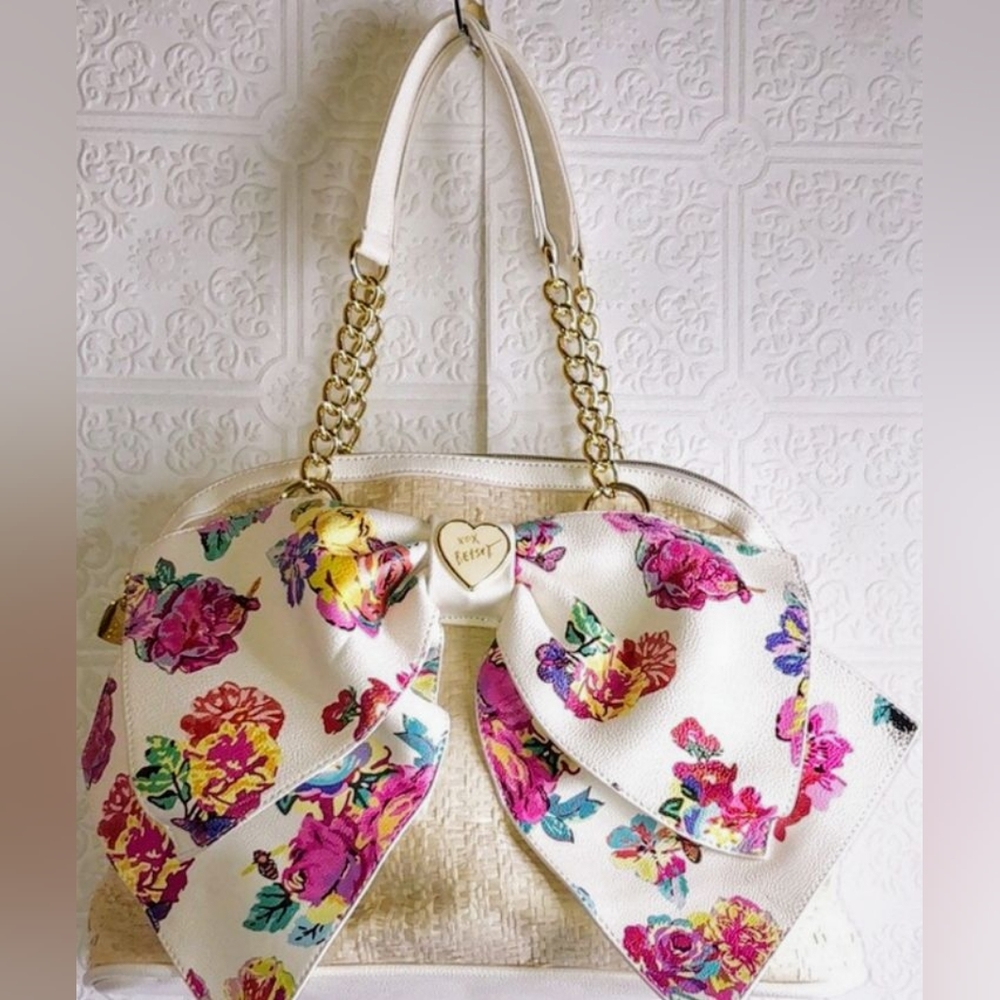 Betsey Johnson 3-D Bow Handbag
